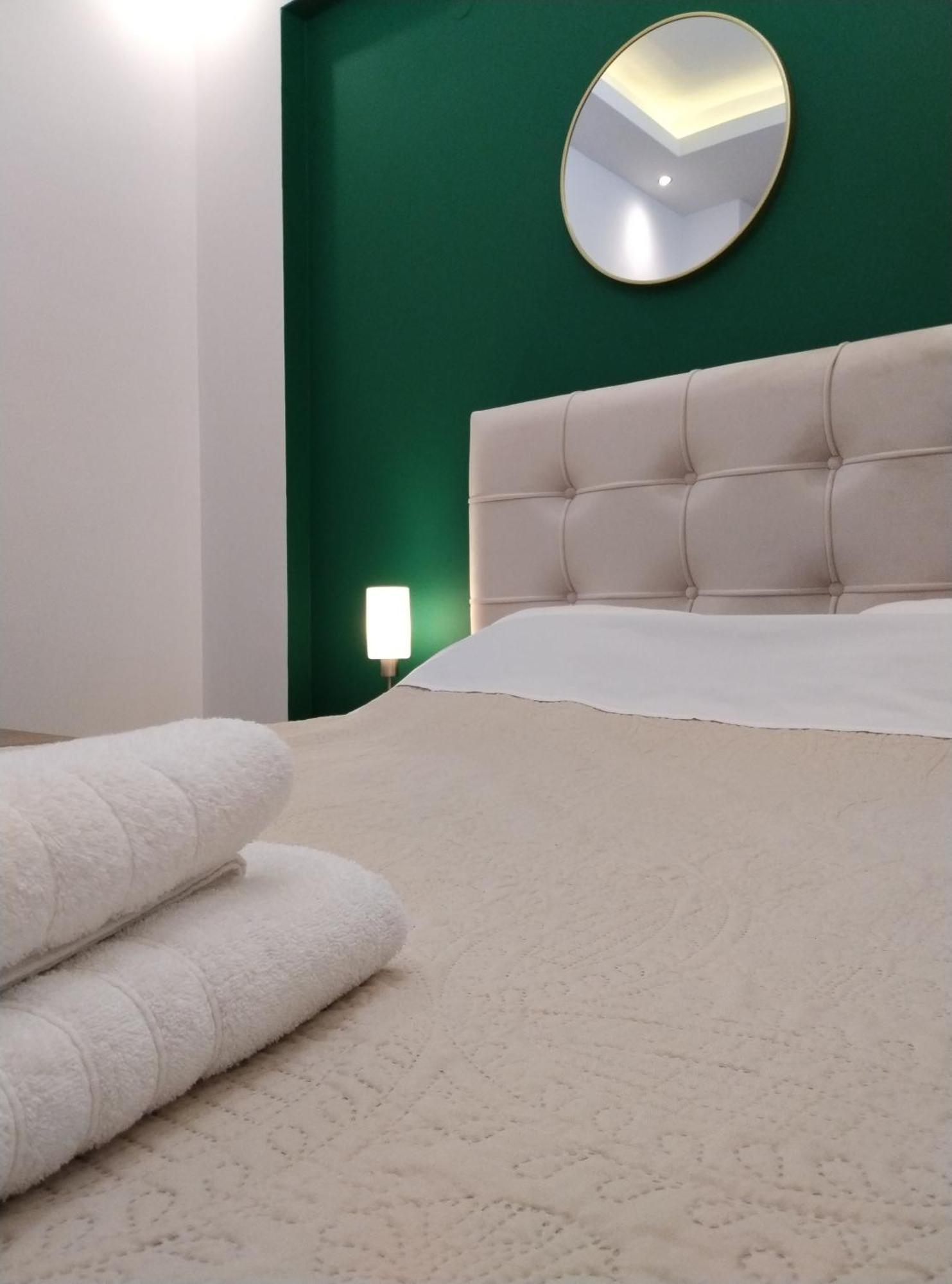 Domus - Center Apartment *